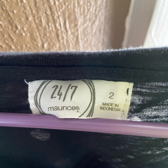 Plus sized top - Picture 2 of 2